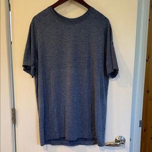 Men's Blue Crewneck Short Sleeve Shirt